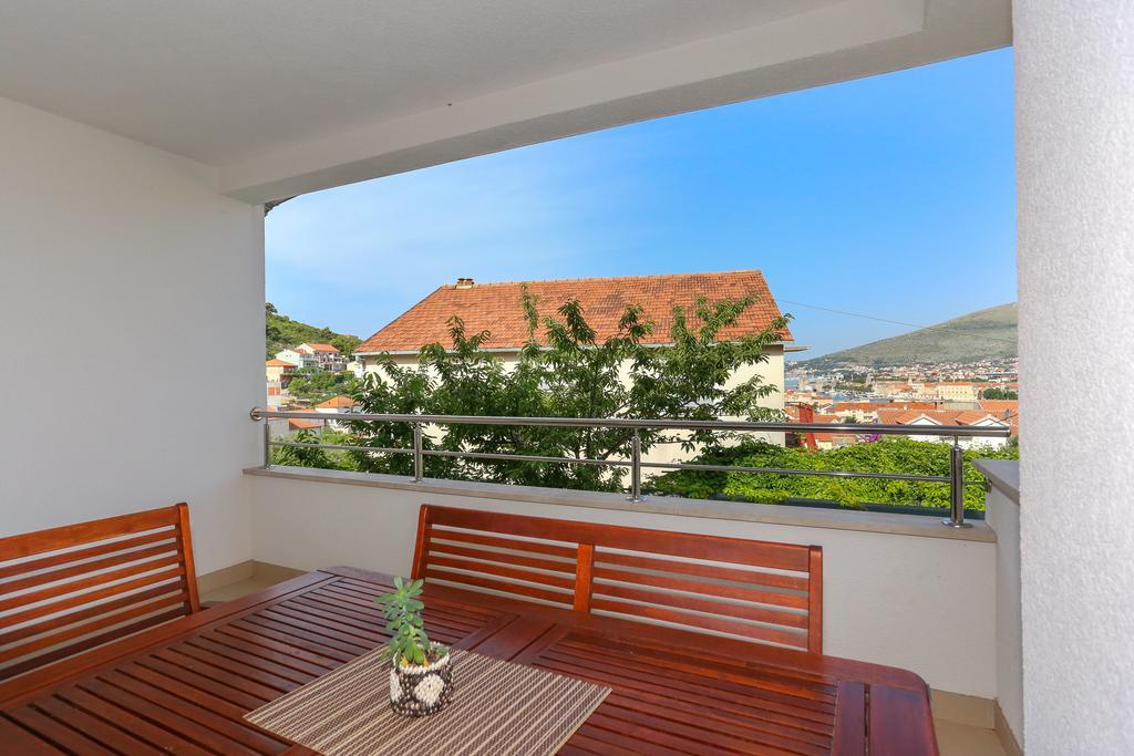 Apartments Ivan Trogir Dış mekan fotoğraf